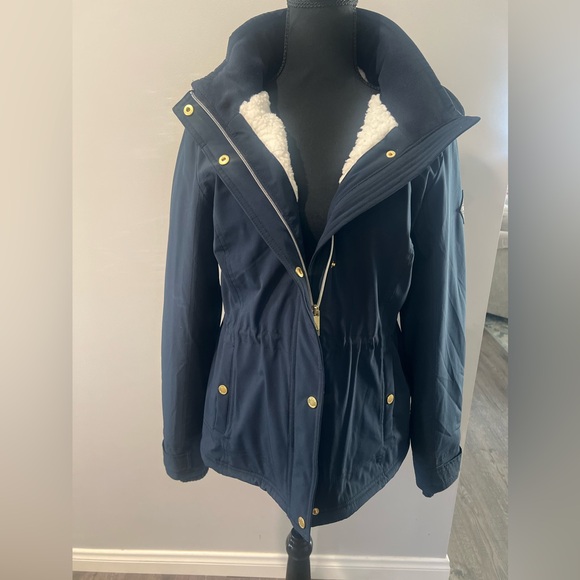 Hollister jacket - Picture 3 of 4